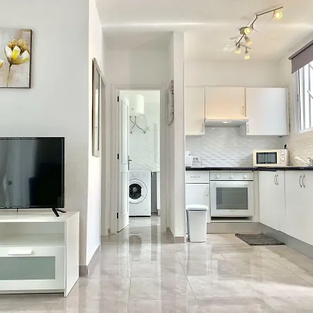 One Bedroom Parque Don Jose With Huge Pool