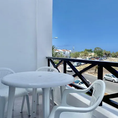 One Bedroom Parque Don Jose With Huge Pool Апартаменты *